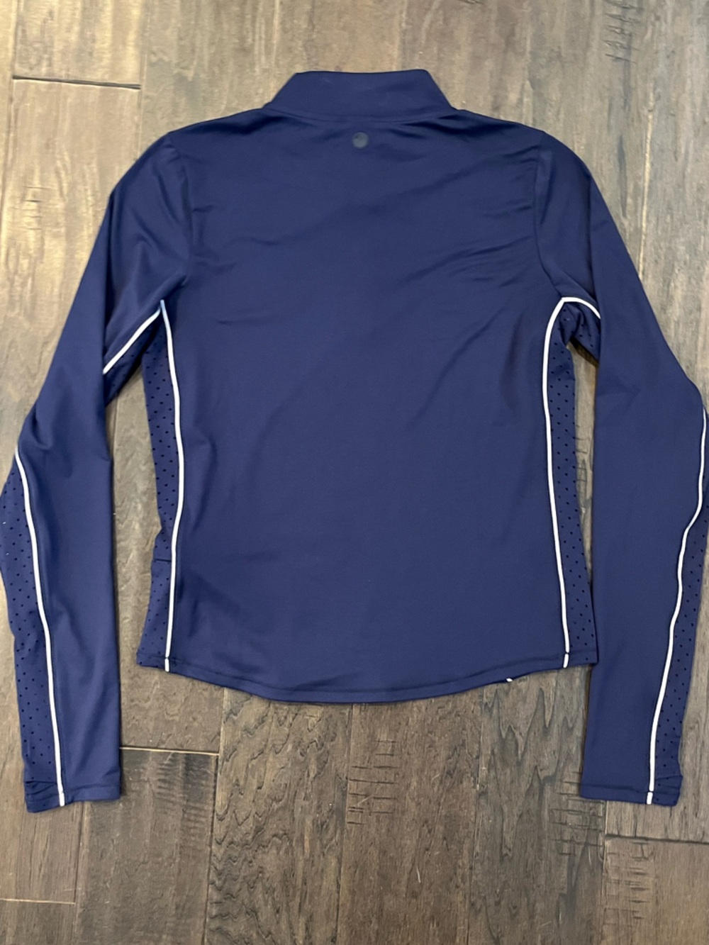 NWT Yogaliscious Lux Interlock Serve It Up Half Zip | Naval Academy/White | Sz M - Picture 13 of 13